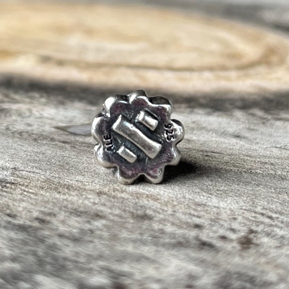 Pandora Christmas Tree 14K Gold & Sterling Silver Charm - Picture 3 of 3